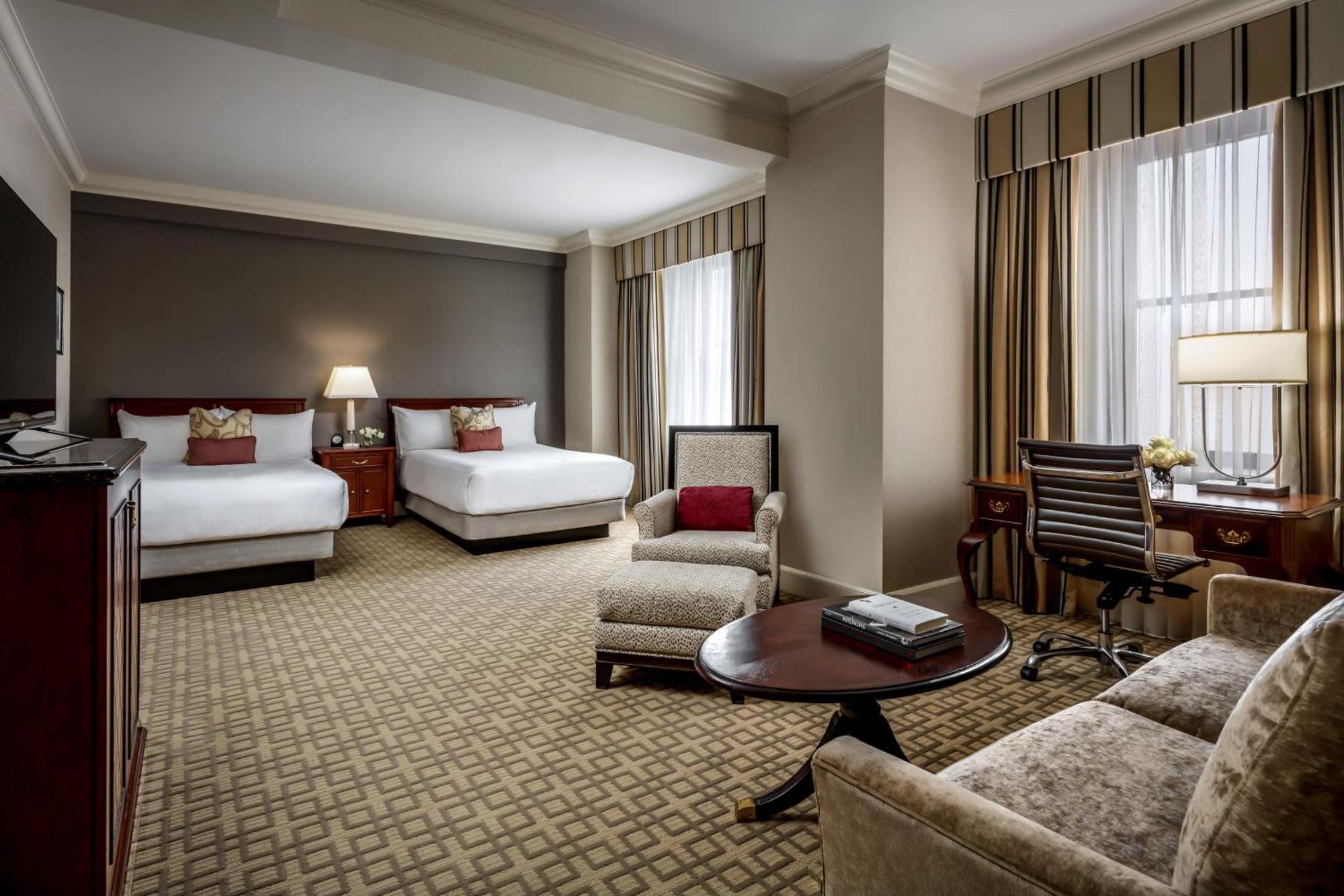 Fairmont Royal York Hotel Toronto Exterior photo A suite at the Waldorf Astoria Washington DC